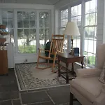 Red Lion Bed & Breakfast