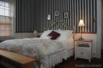 Red Lion Bed & Breakfast Frühstückspension