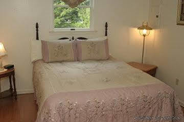 Red Lion Bed & Breakfast Frühstückspension