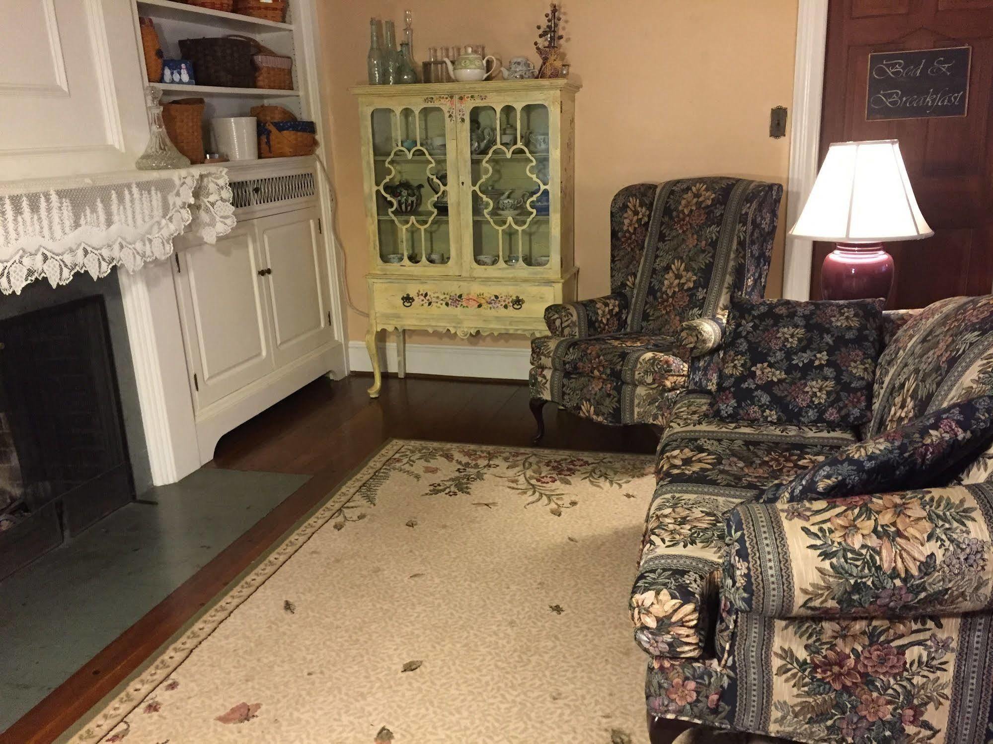 Red Lion Bed & Breakfast 2* Red Lion